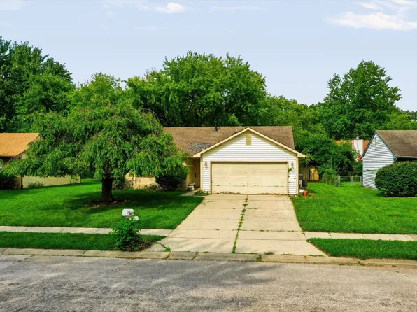 4272 Eagle Lake Dr, Indianapolis, IN 46254