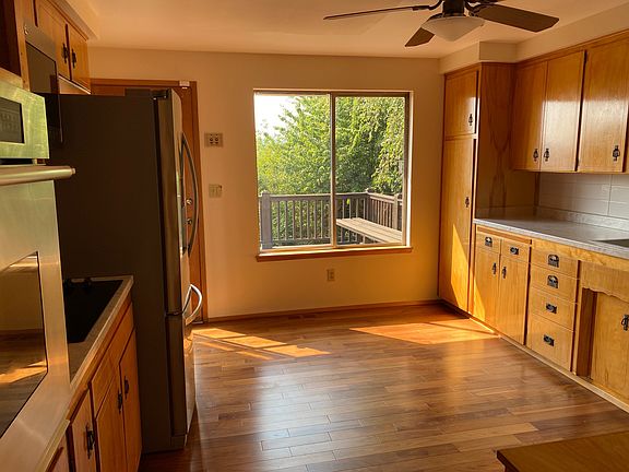 5th image of 6115 110th Ave SE