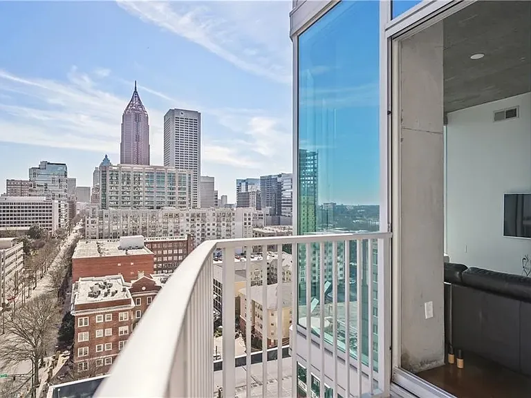 860 Peachtree St NE #1302 — Photo 12