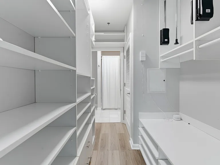 415 Church St #2409 — Photo 17