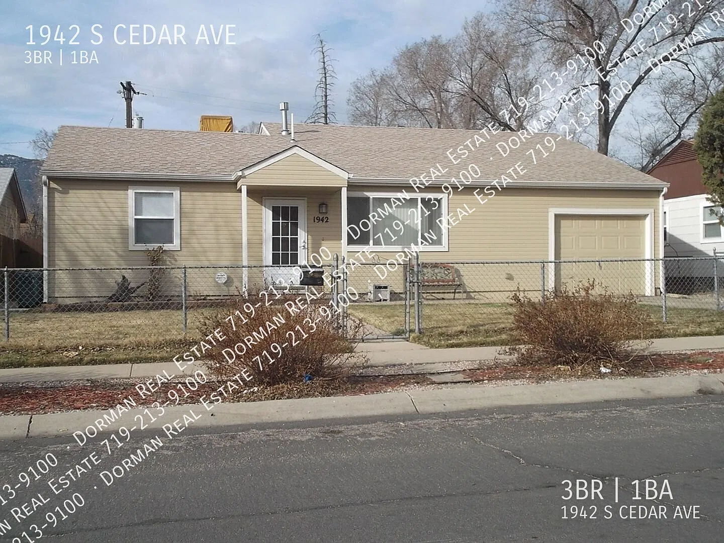 Southwest 3 Bedroom with Garage — Photo 1