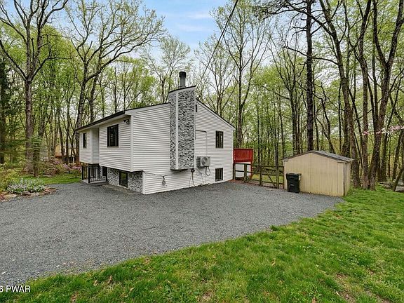 5th image of 109 Rodeo Ln