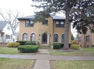 3336 N 51st Blvd, Milwaukee, WI 53216