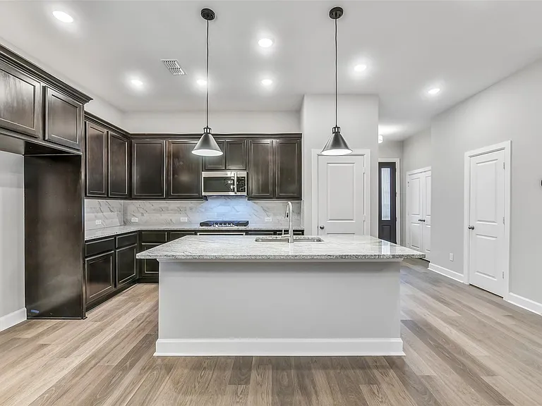 3311 Full Bellied Ln — Photo 8