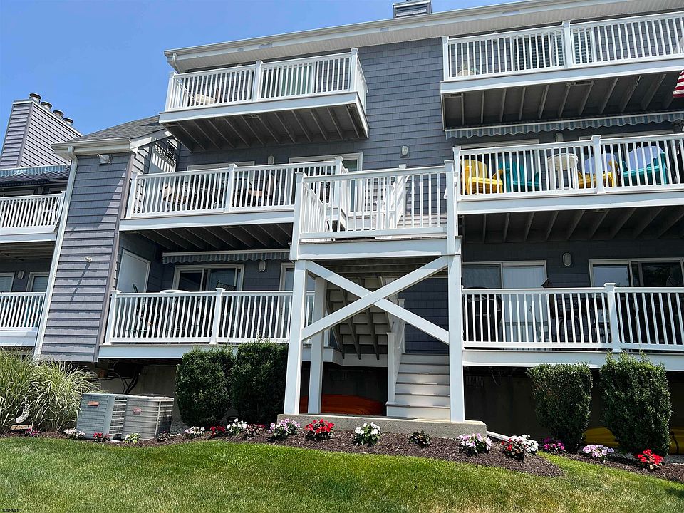 1st image of 700 Conch Dr #1