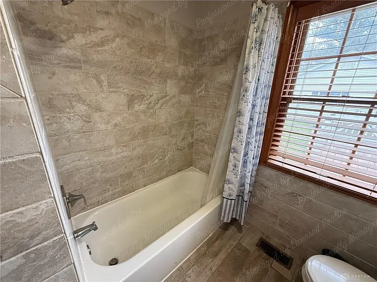 217 Wolf Ave — Photo 25