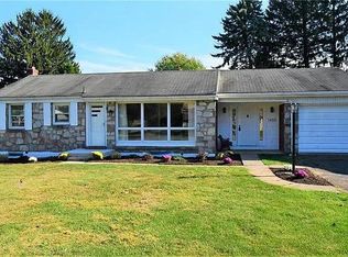 1433 Roselawn Dr, Bethlehem, PA