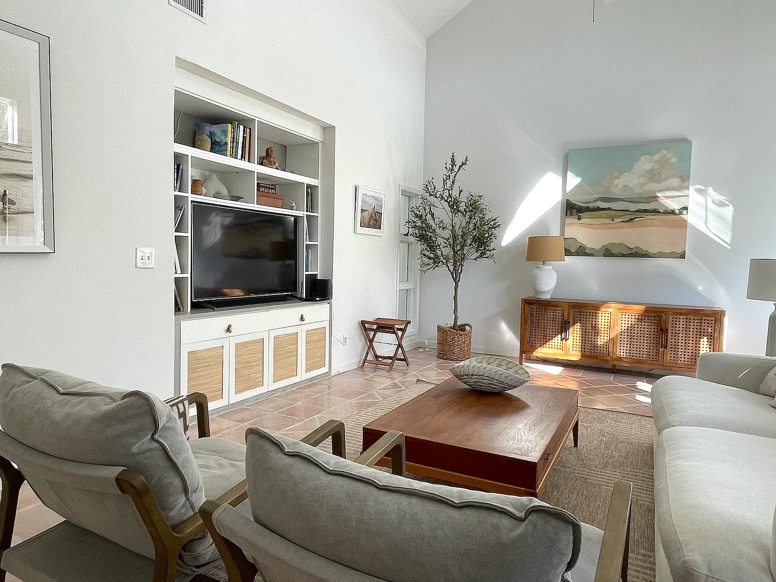 2 bed, 1859 sqft, $3,500 — Photo 3