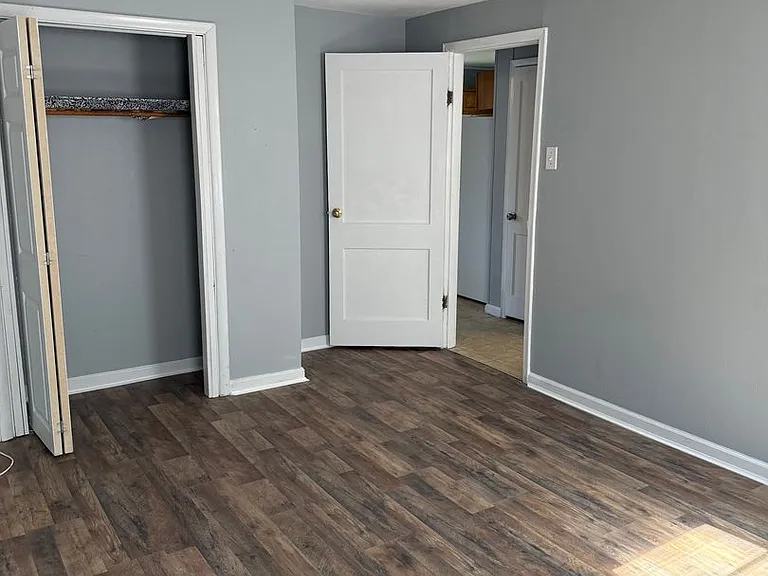 2928 Ashby Rd — Photo 7