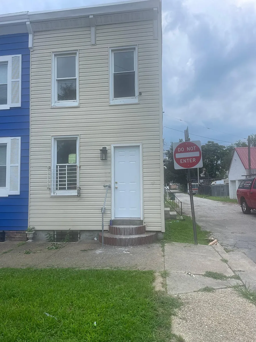 Building Photo - 403 Annabel Ave