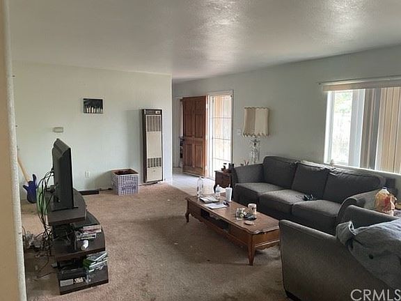 5th image of 23838 Hemlock Ave
