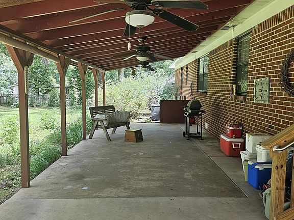 3rd image of 2007 Morningside Dr NW