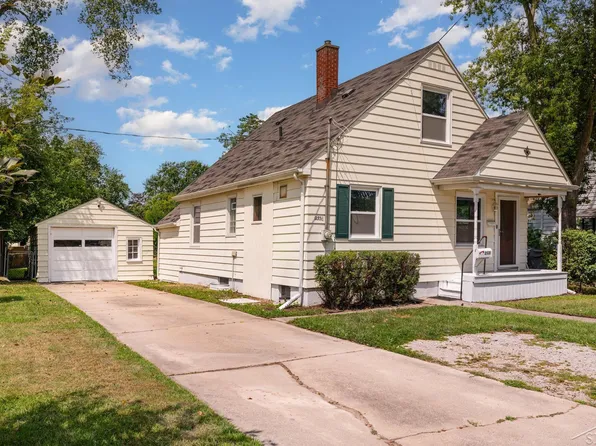 2531 Jefferson Ave, Midland, MI 48640