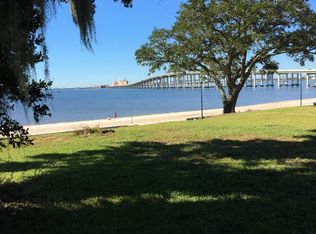629 E Beach Dr #HILLENDALE, Ocean Springs, MS 39564