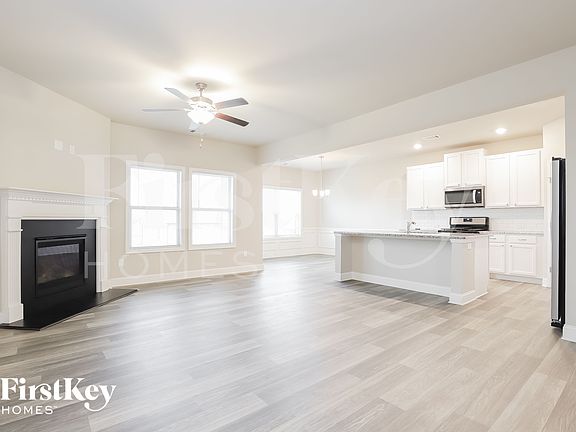 3rd image of 4419 Rockrose Green Way