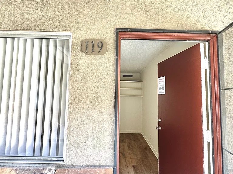 Runnymede St — Photo 15
