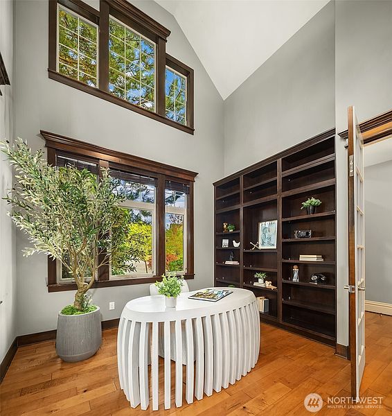 5th image of 6209 Whitaker Lane SE