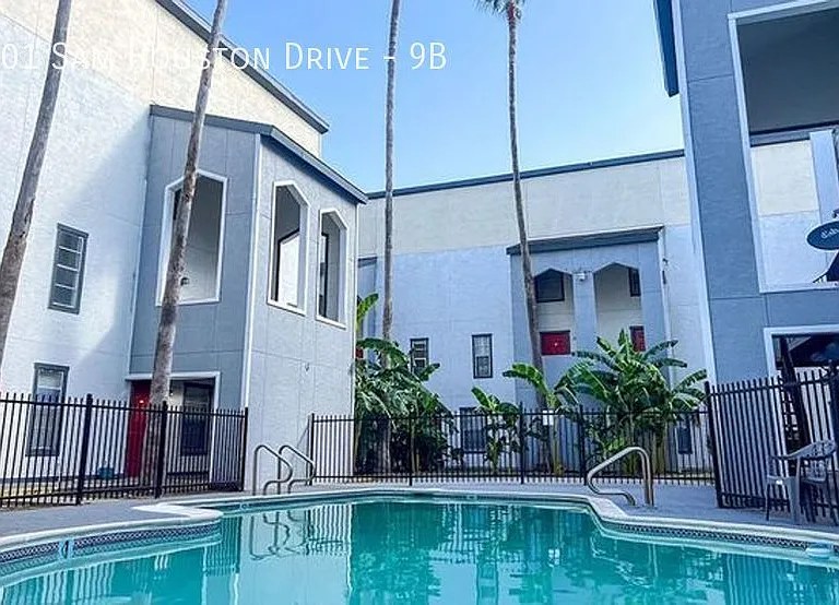 1501 Sam Houston Dr — Photo 13