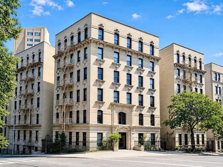 550 Riverside Dr #24 — Photo 12