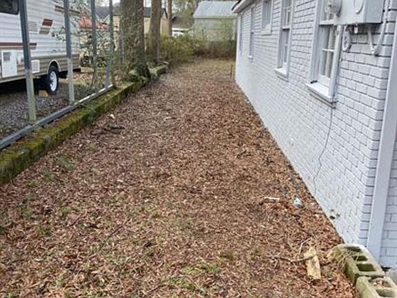 5th image of 1324 Drewery Ave