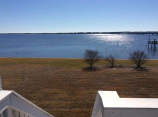 19 Mashes Sands Rd, Ochlockonee Bay, FL 32346