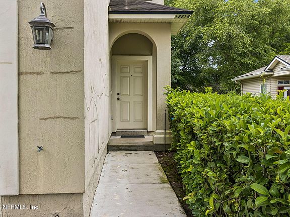 4th image of 12218 CANEY MARSH Court