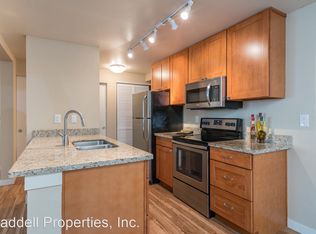 810 2nd Ave APT 7, Kirkland, WA 98033