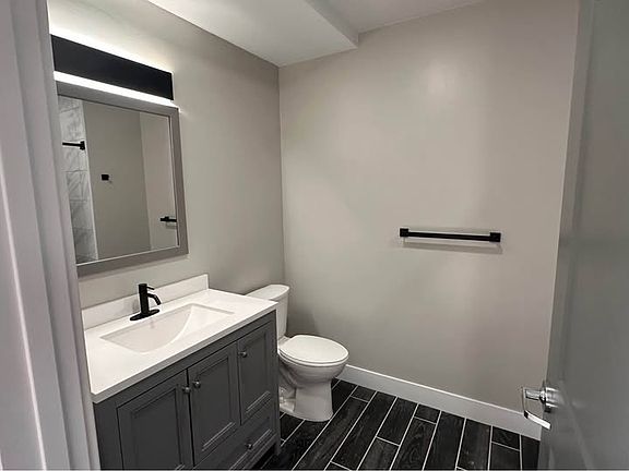 4th image of 1440 N Clarkson St #1