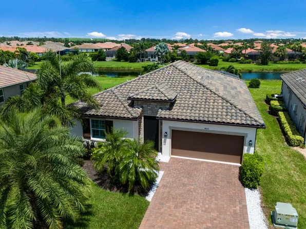 4825 Tobermory Way, Bradenton, FL 34211