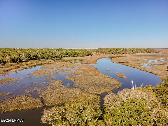3rd image of 1331 Sea Island Parkway