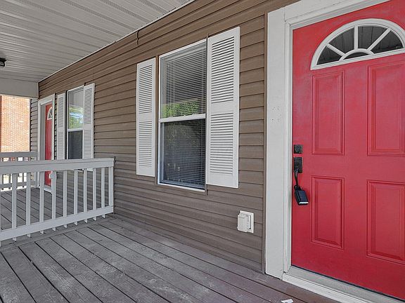 2nd image of 432-434 Stoddart Ave