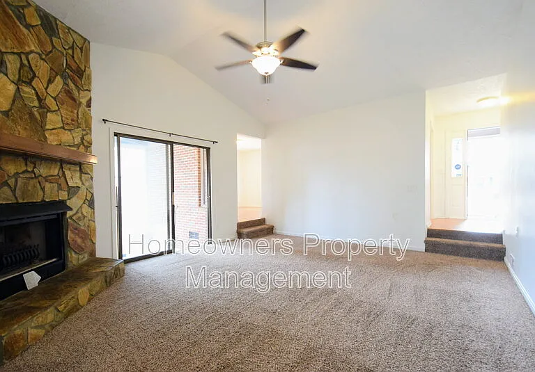 7128 Dayspring Dr — Photo 3