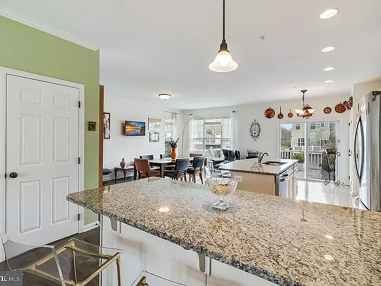 23380 Marview Ct — Photo 7