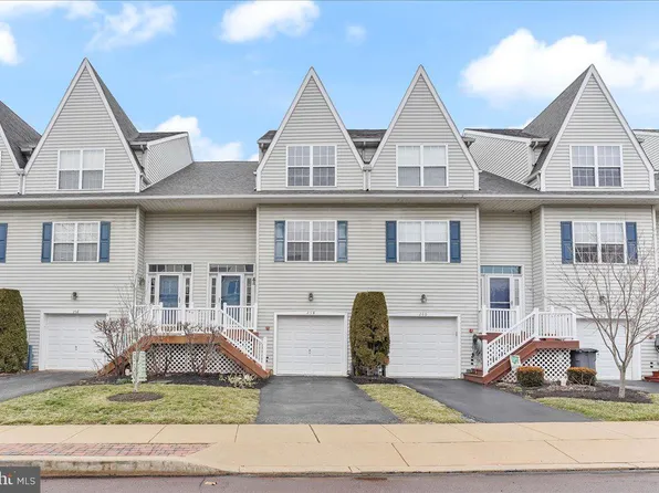 258 Buchanan Ct, Downingtown, PA 19335