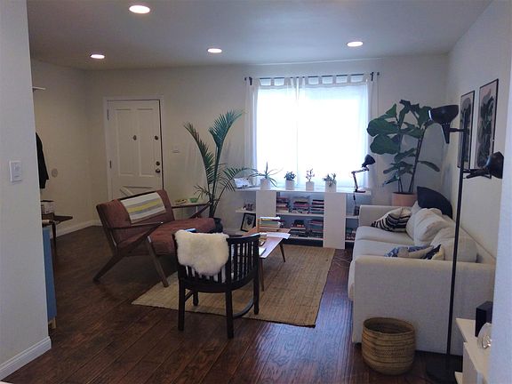 3rd image of 3336 Cazador St