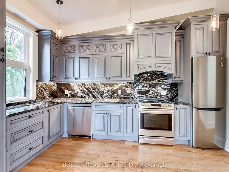 10 Sylvan Ave #3 — Photo 9