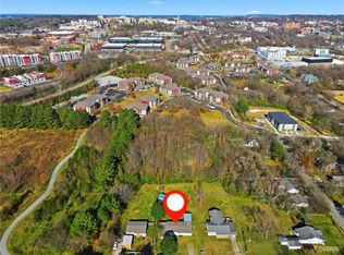 902 W 12th St, Fayetteville, AR 72701