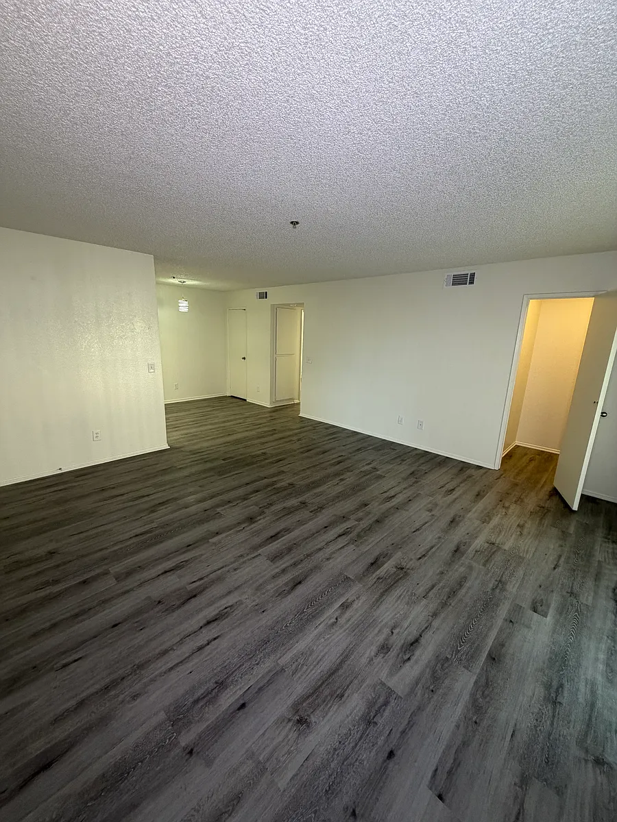 Building Photo - Rancho Vista Apartments