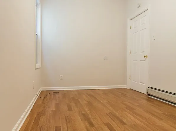 15 Dwight Street image 10 of 18