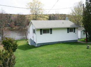 526 Lakeview Dr, Kingsley, PA 18826