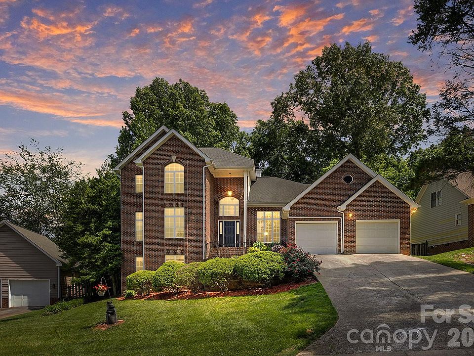 1st image of 9111 Brocklehurst Ln