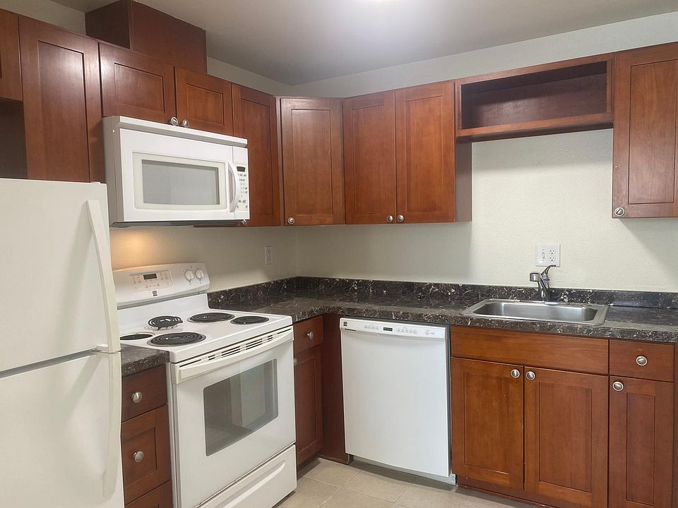 1st image of 2212 9th Ave SW APT 2A
