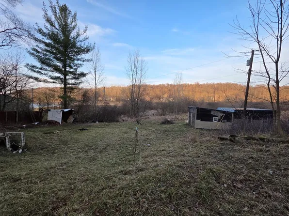 1987 Cemetery Rd, Lucas, OH 44843