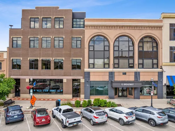 12 Broadway N Unit 201, Fargo, ND 58102
