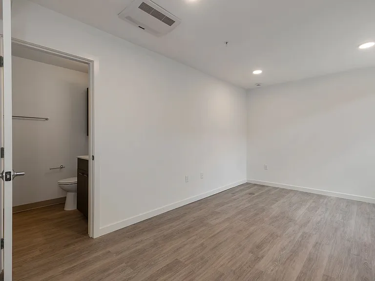 Lake City Lofts — Photo 20
