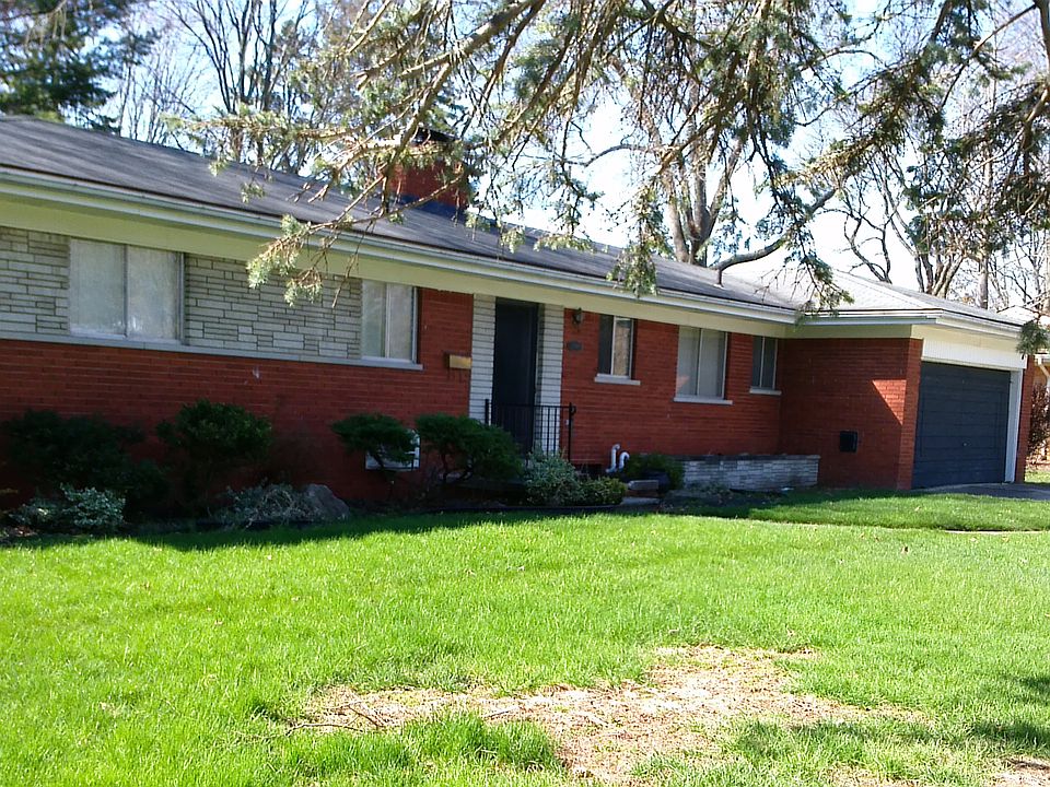 1st image of 33749 Hamlin Ct