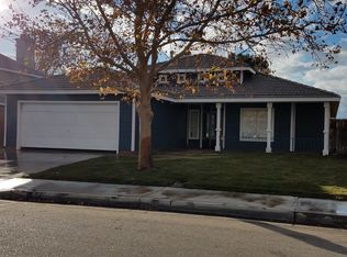 43309 Vineyard Dr, Lancaster, CA 93535