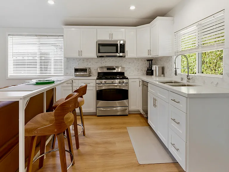 132 N Carson Rd #A — Photo 8