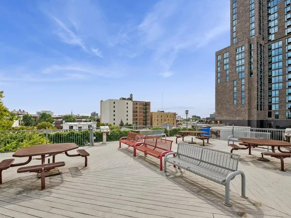 535 Dean Street image 8 of 12