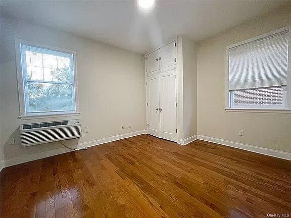 5th image of 463 Kimball Ave Floor 1